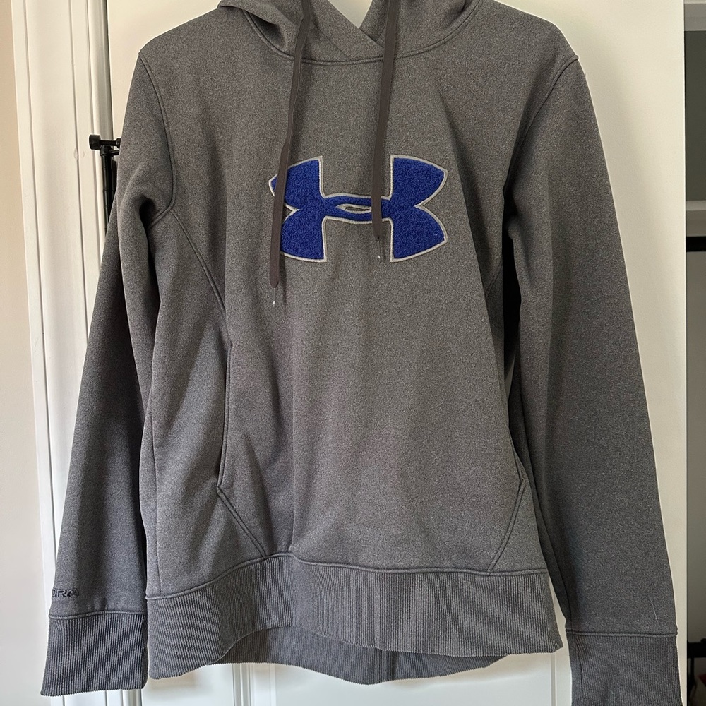 Under Armour Sweatshirt